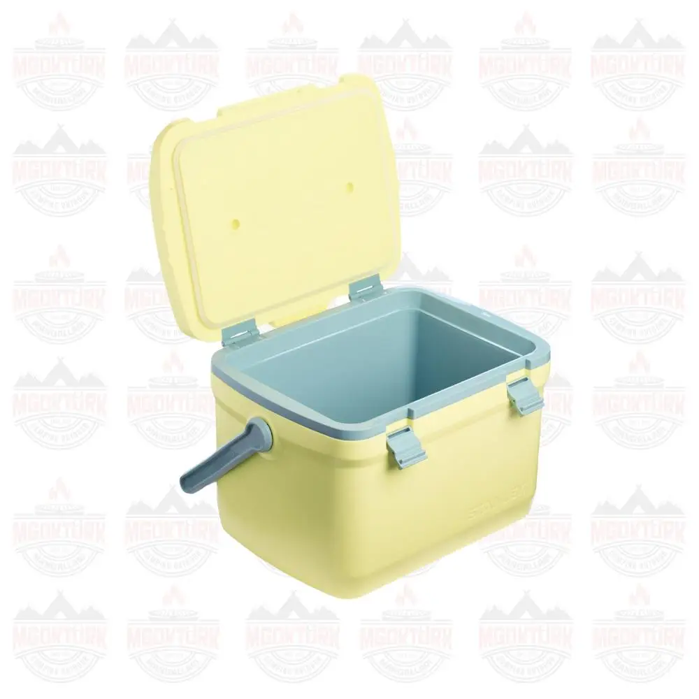 The Easy-Carry Outdoor Cooler 15.1L /16QT Pomelo