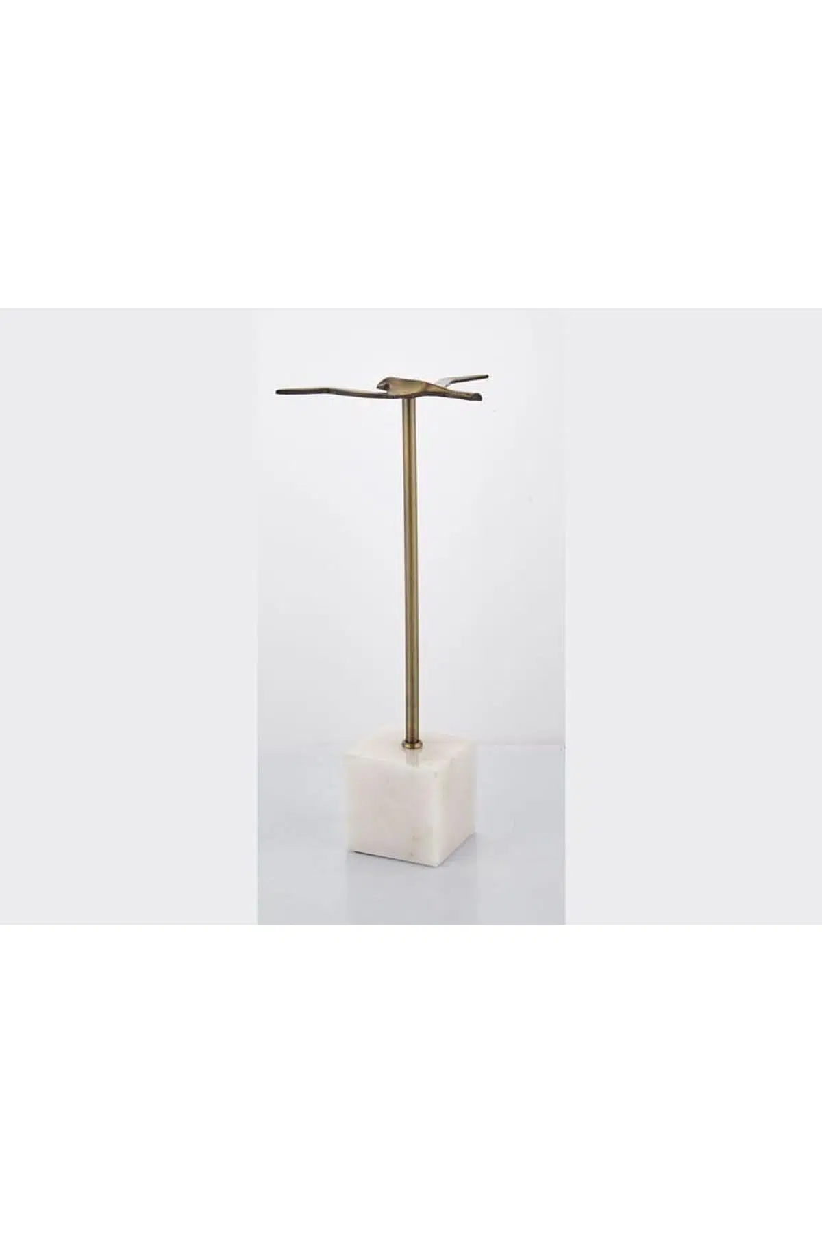 Evza Küp Beyaz Kaideli Uçan Kuş Bronz 18*10*33 Cm