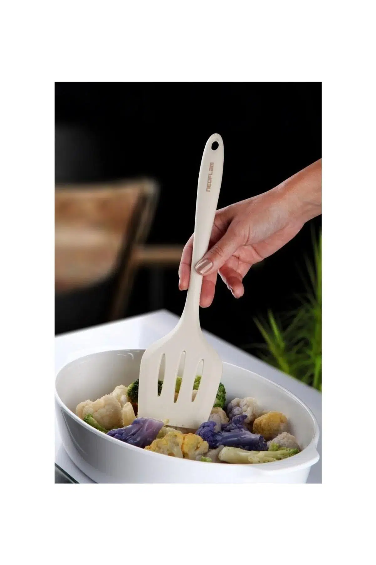 Neoflam Silikon Izgaralı Spatula Bej