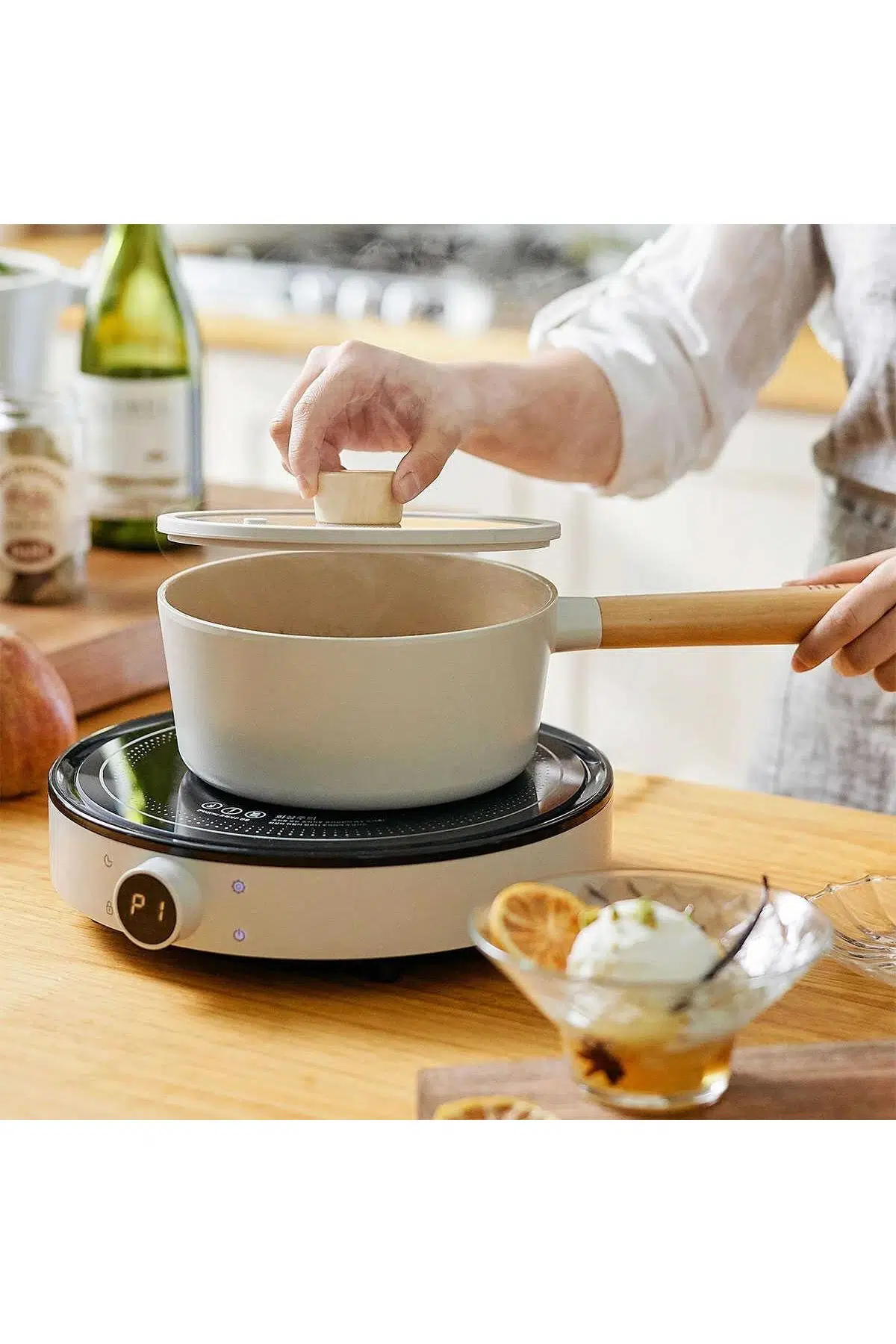 Neoflam FİKA ALÜMİNYUM DÖKÜM SOS TENCERE 18 CM BEJ
