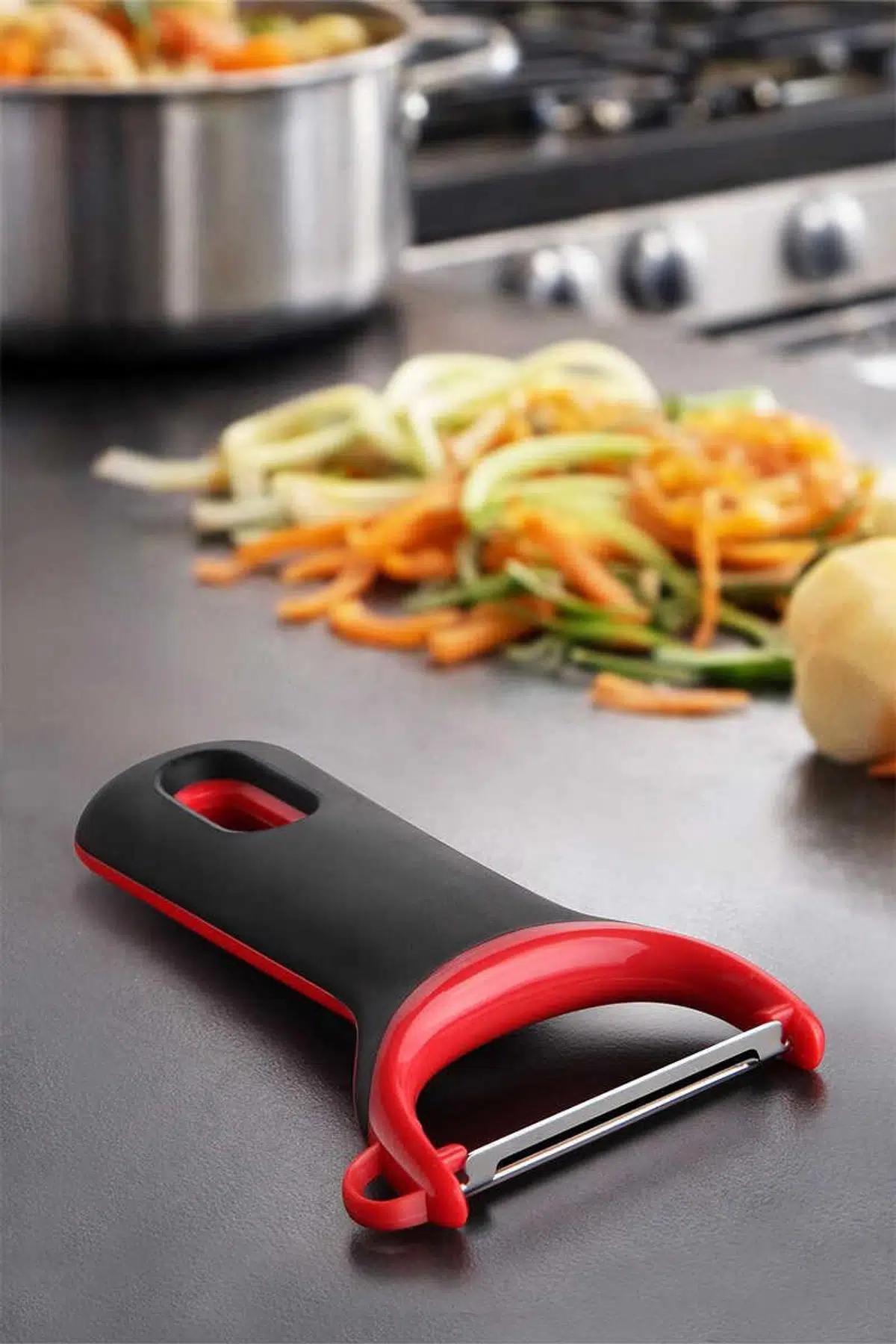 Primanova Softgrip Dikey Soyucu Kırmızı Siyah