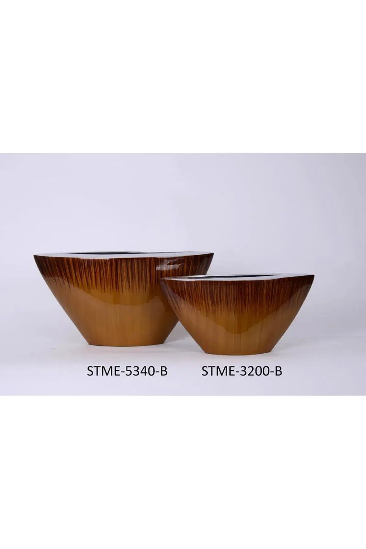 Seta Martına Vazo Üçgen Büyük Amber 49*15*21 Cm