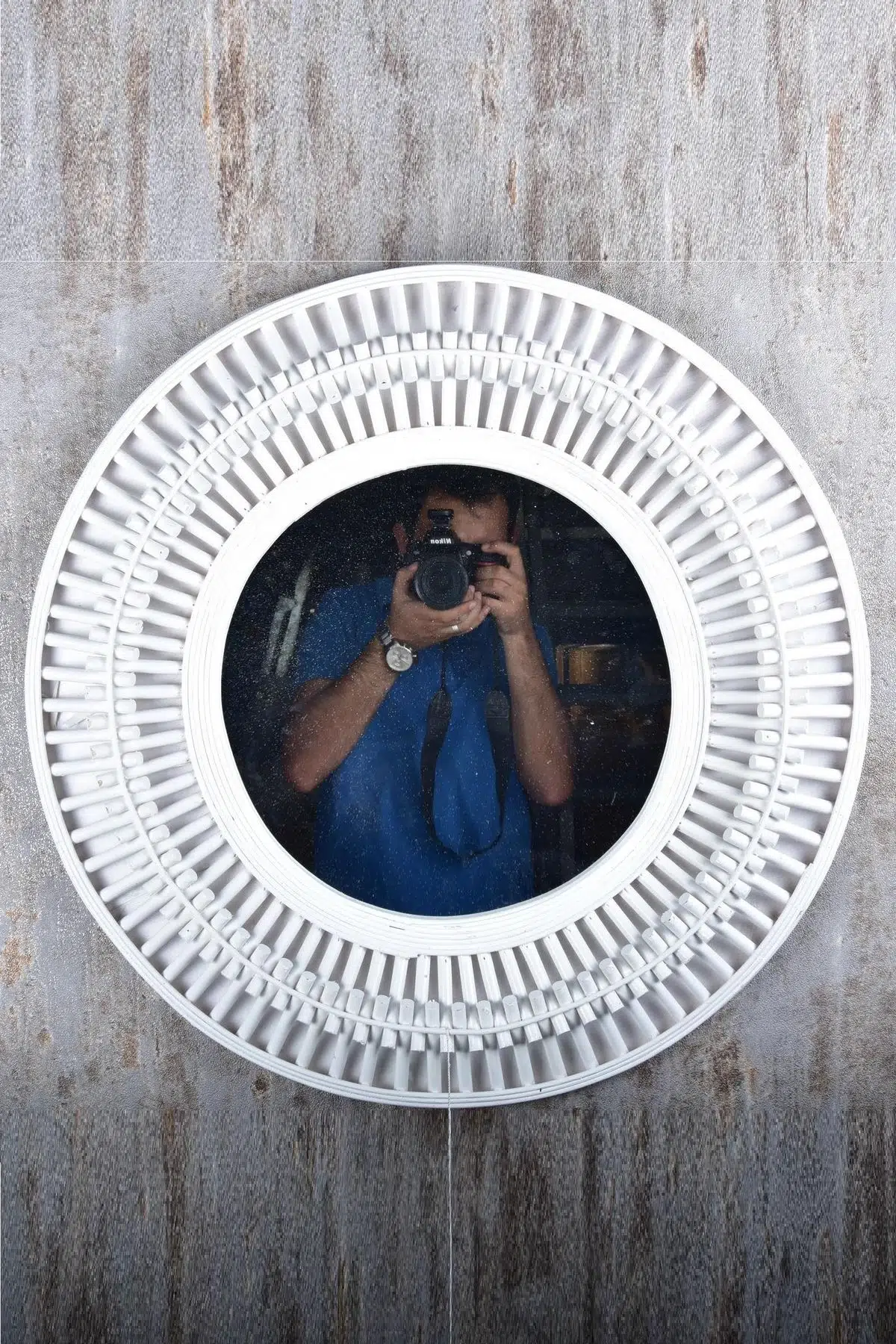 Seta Mırror Ayna Ahşap Yuvarlak Sivri Beyaz 60*6*60 Cm