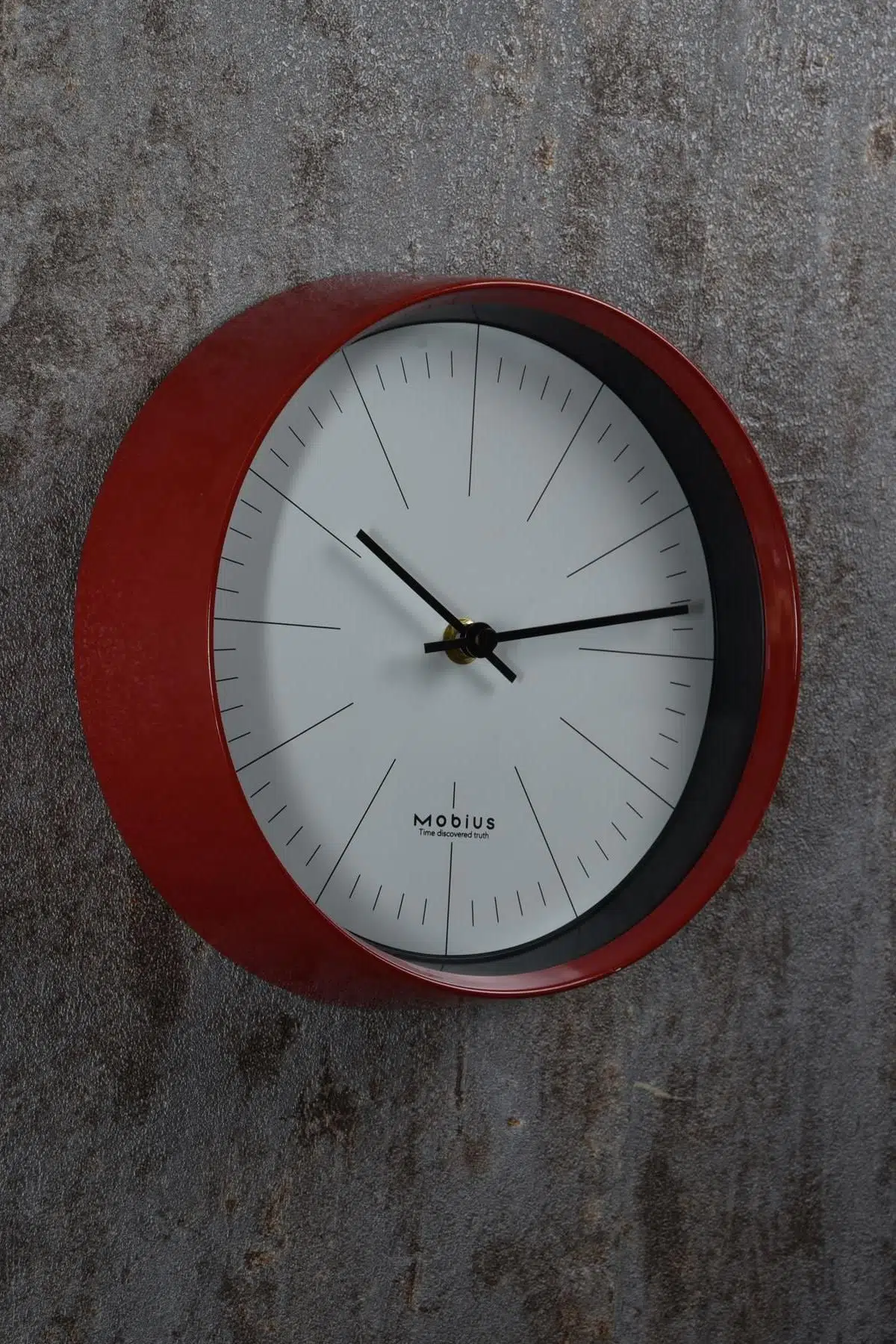 Seta Time Duvar Saati Metal Sade Çizgiler Kırmızı 22 Cm